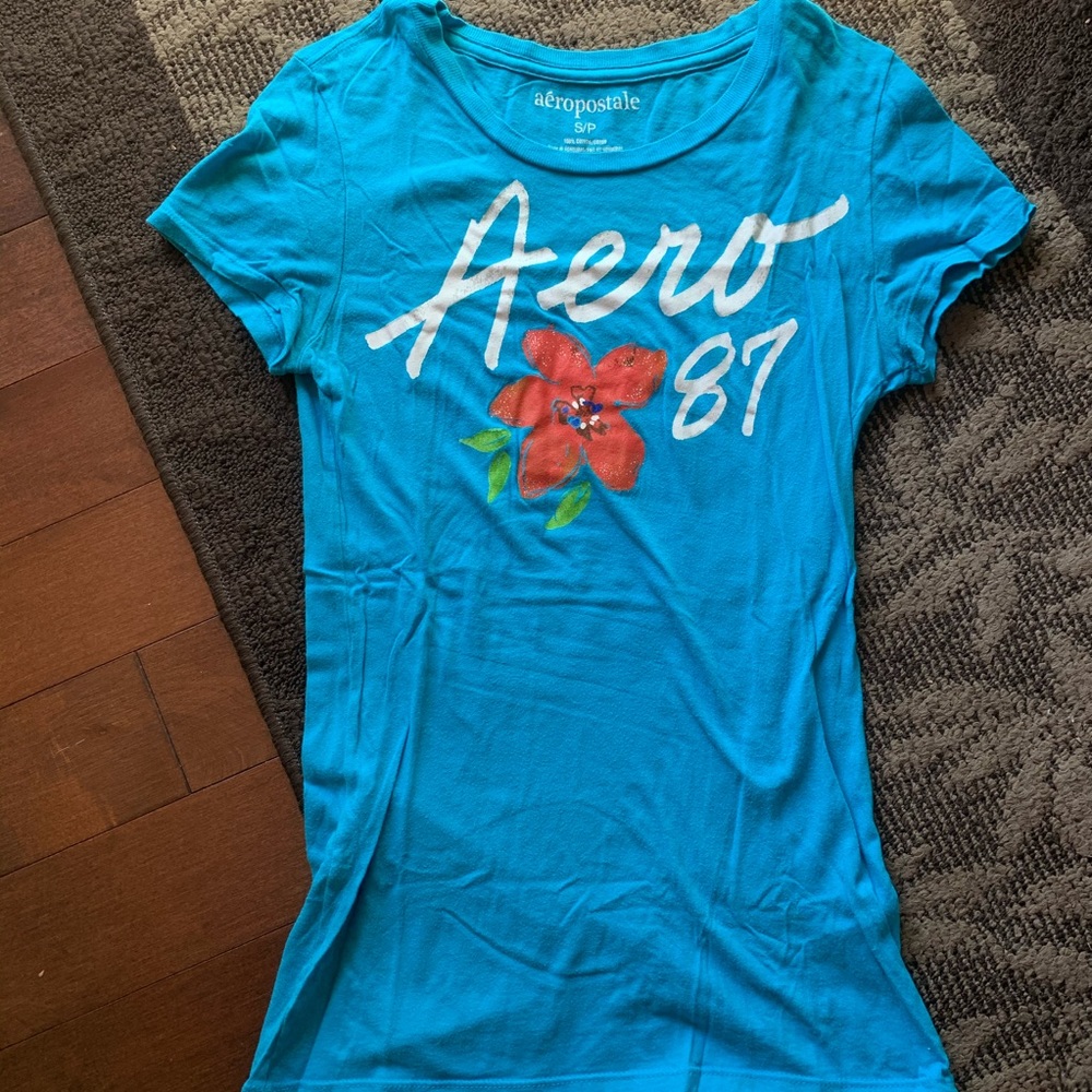 3/$15 Aeropostale (aero) short sleeve top blue